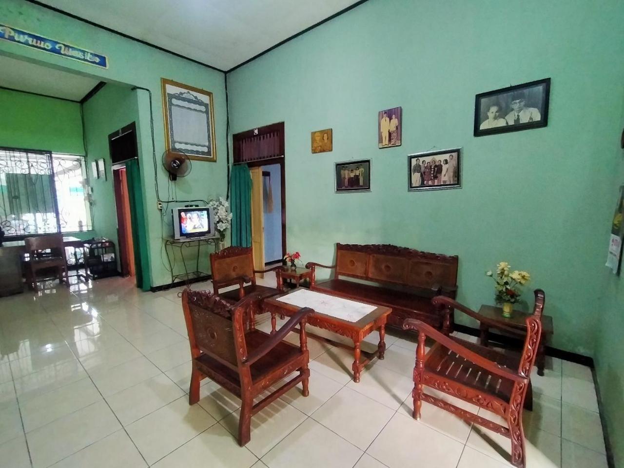 Djatis Purwo Wasito Hotel Bojonegoro Екстериор снимка